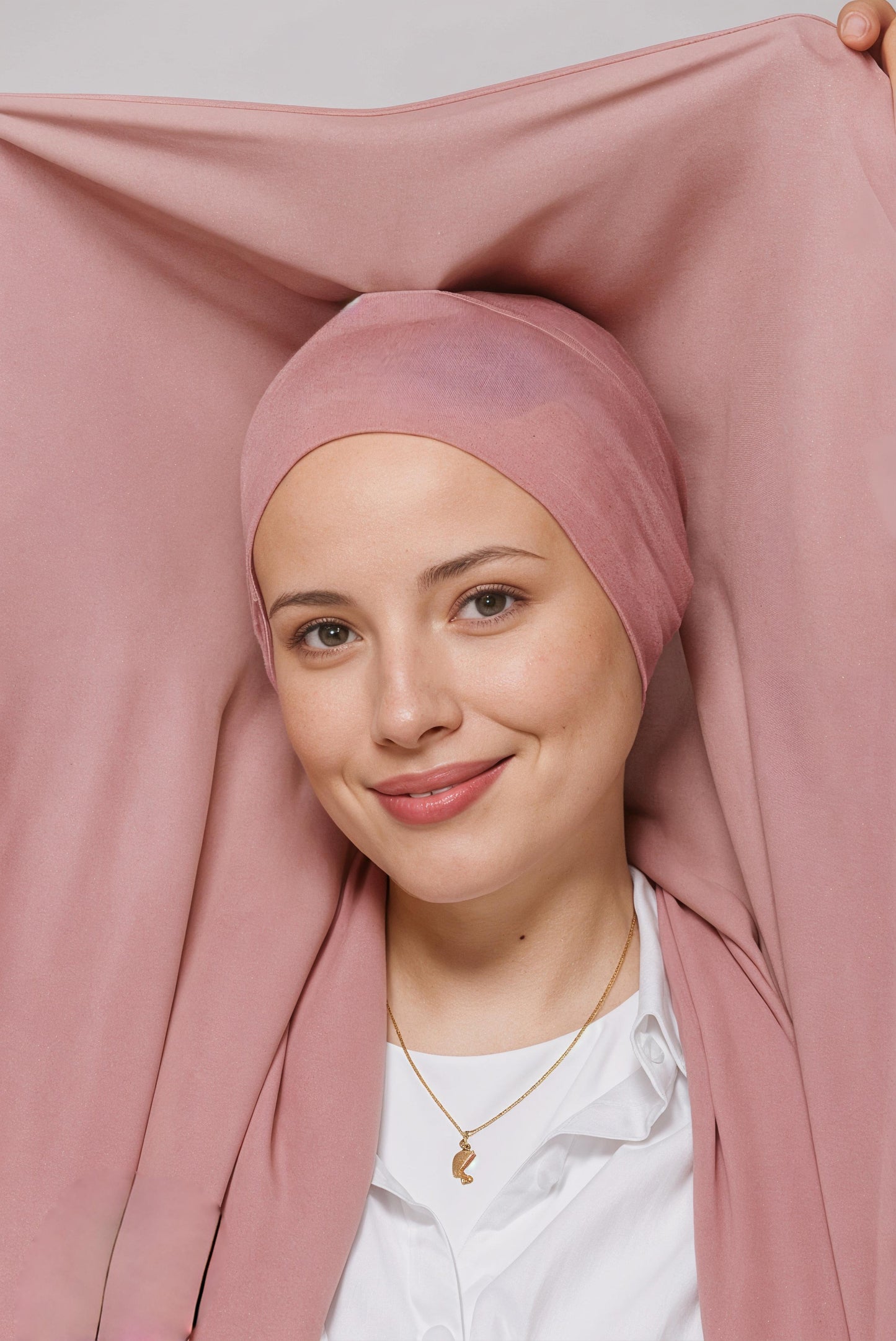 MAGNETIC VIRAL HIJAB