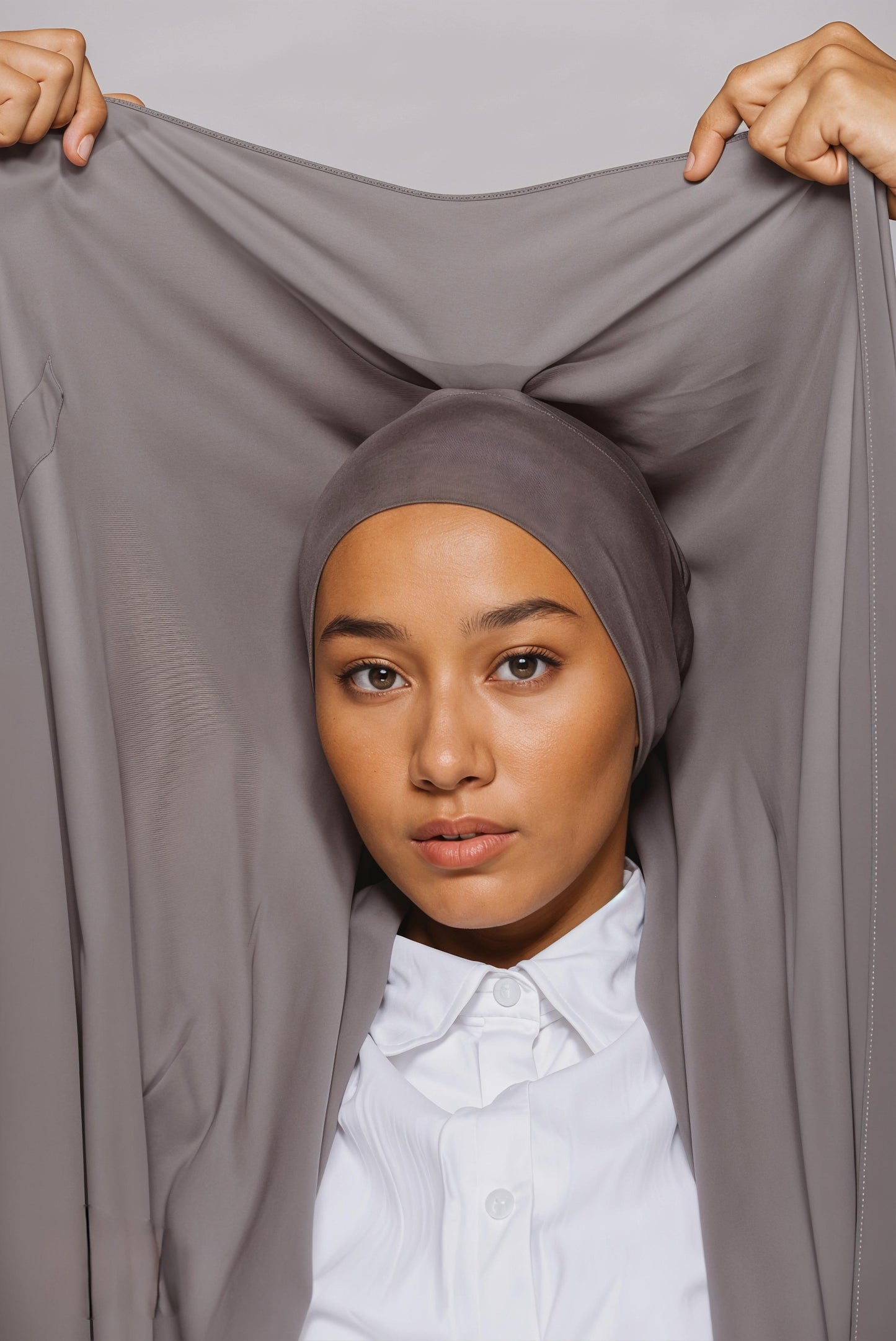 MAGNETIC VIRAL HIJAB