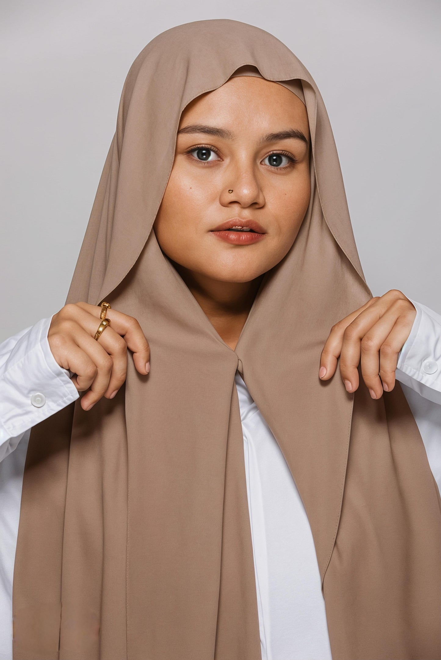 MAGNETIC VIRAL HIJAB