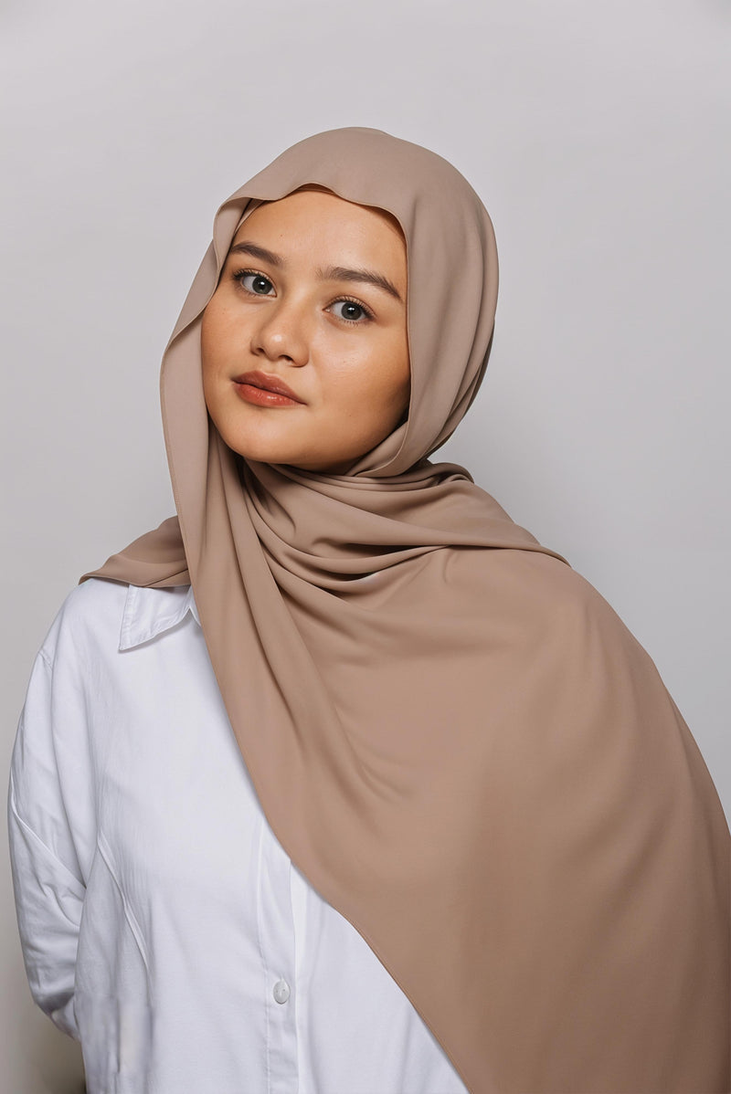 MAGNETIC LIGHT BROWN HIJAB